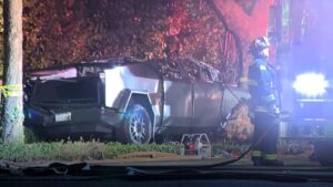 Cybertruck crash